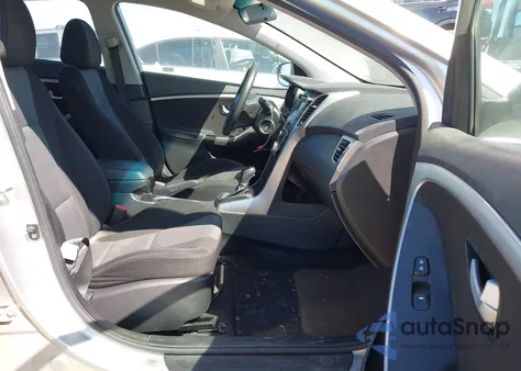 2016 Hyundai Elantra Gt из США, поврежденный, VIN KMHD35LH8GU252794